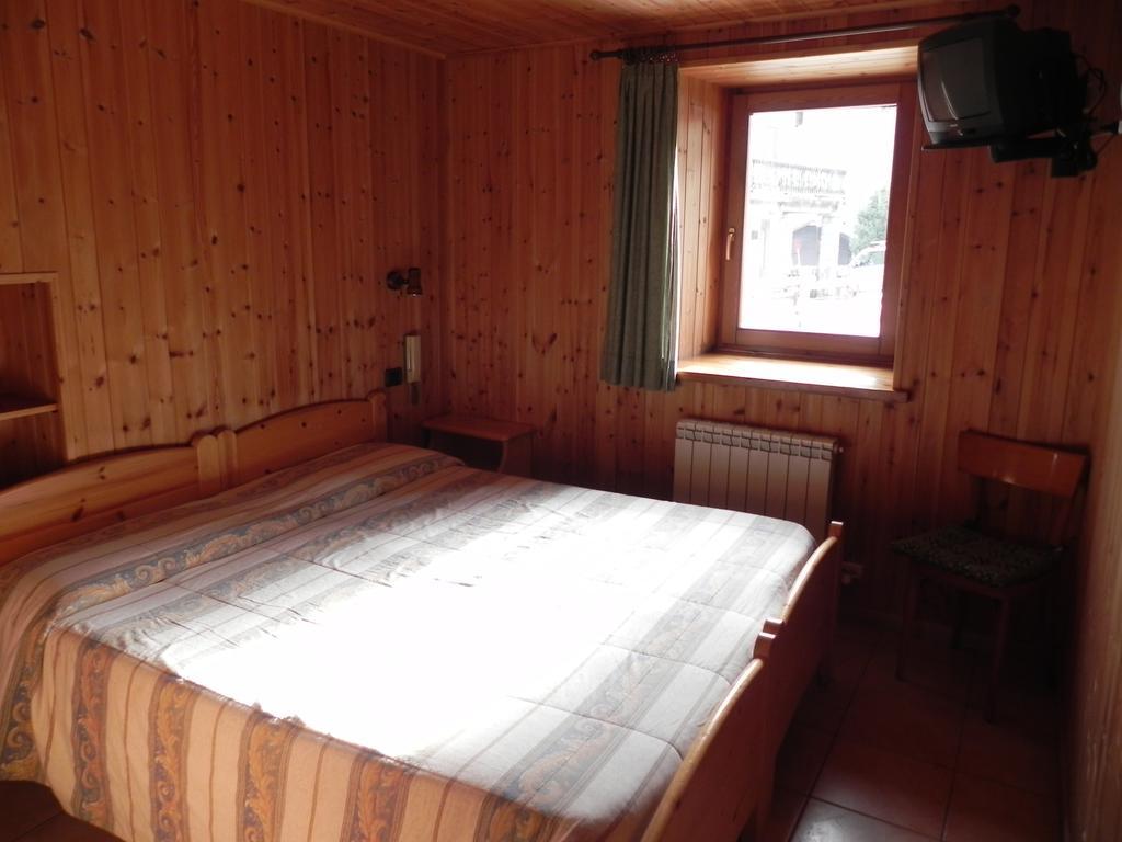 Double Room,1588059493:JPEG